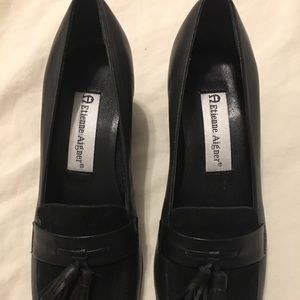 Etienne Signer heeled loafers size 6.5 NWOT